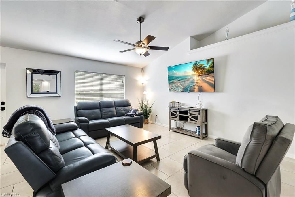 605 SW 13th St, Cape Coral, FL 33991 Photo
