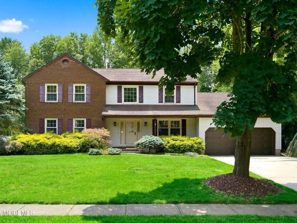 4 Carriage Court, Marlboro, NJ 07746