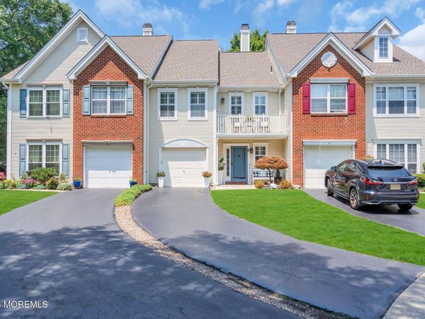 5 Painted Wagon Road, Unit 108, Holmdel, NJ 07733