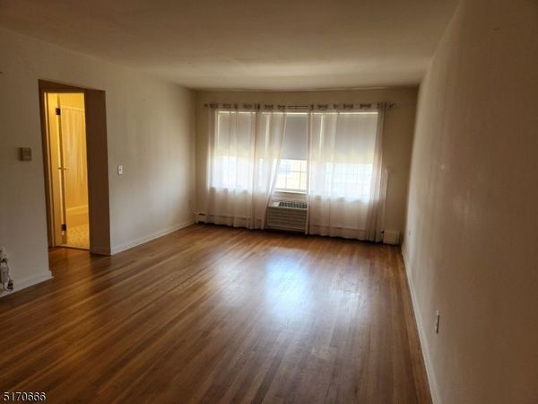 565 Grove St A-5, Clifton, NJ 07013