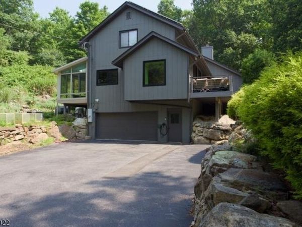 329 Glen Rd, Sparta, NJ 07871