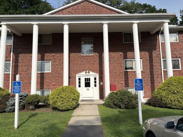 72 Barrett Street, Unit 315, Northampton, MA 01060