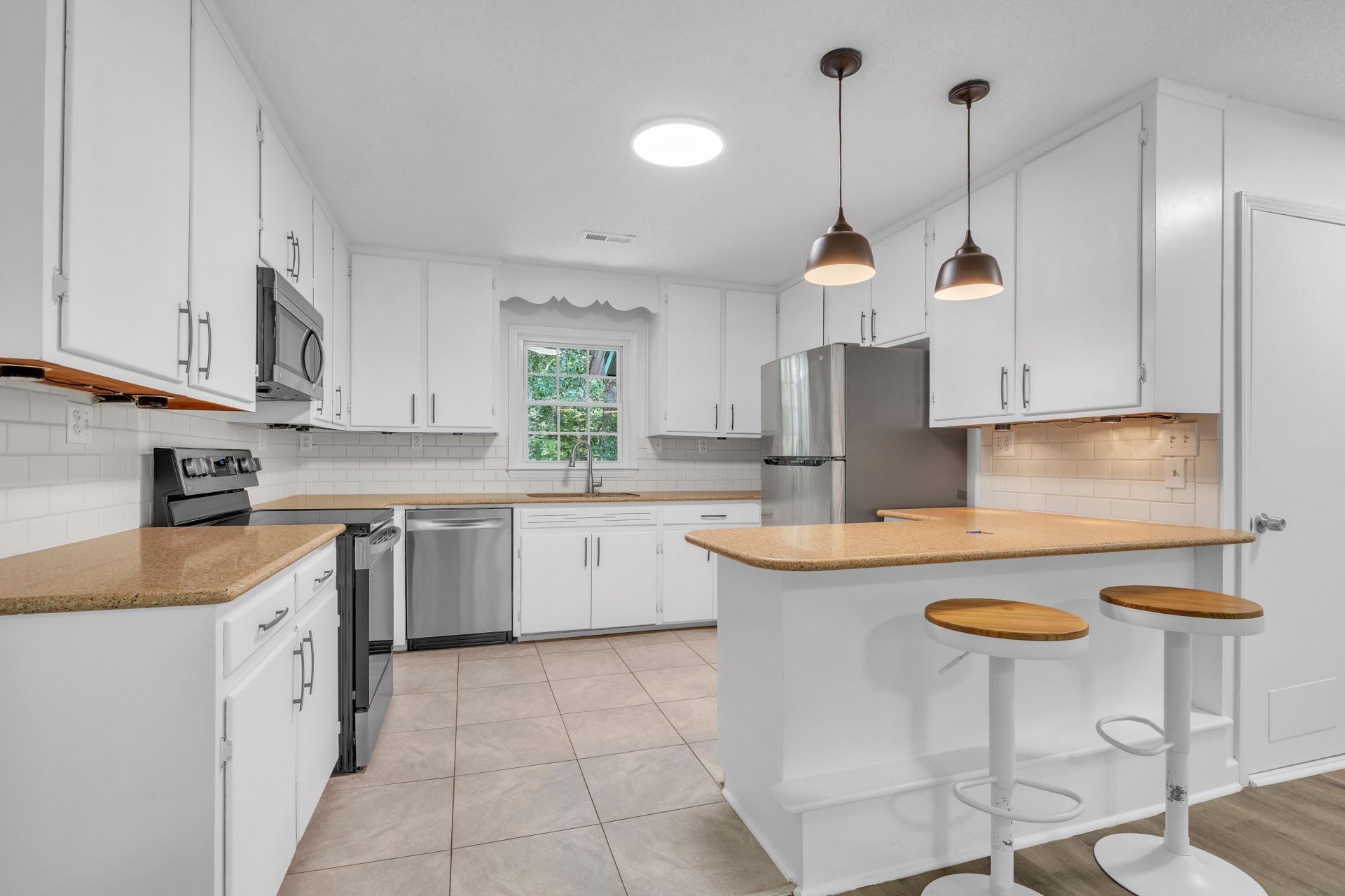3538 Johan Boulevard Photo 13