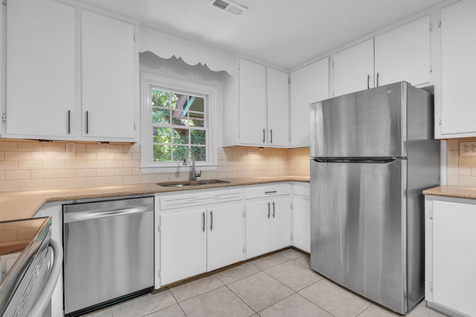 3538 Johan Boulevard Photo 15