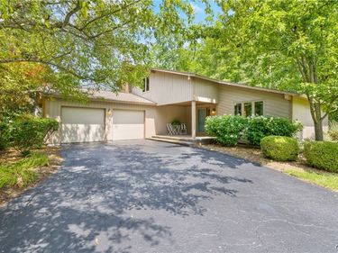 8802 Wandering Way, Baldwinsville, NY 13027