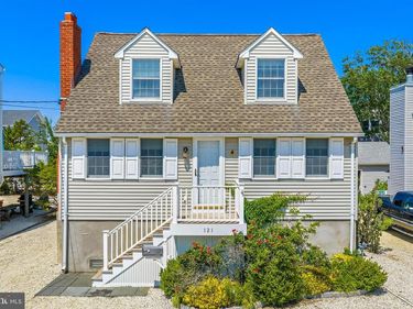 121 W SELFRIDGE AVENUE , LONG BEACH TOWNSHIP, NJ 08008