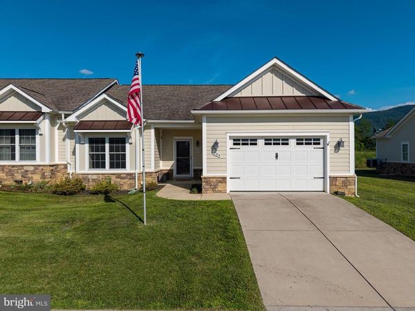 204 GRAFTON COURT, EDINBURG, VA 22824