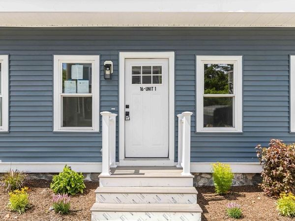 16 Hillside St, Unit 1, Maynard, MA 01754