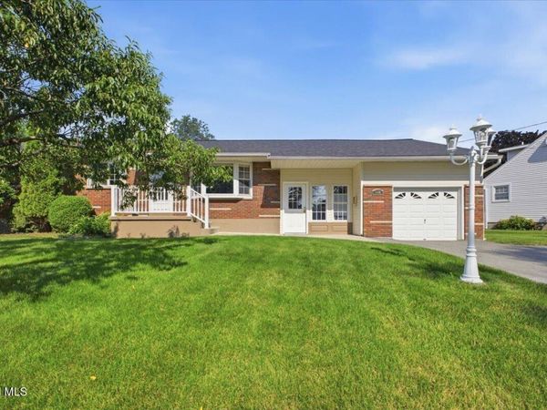 1100 Ireland Road, Schenectady, NY 12303