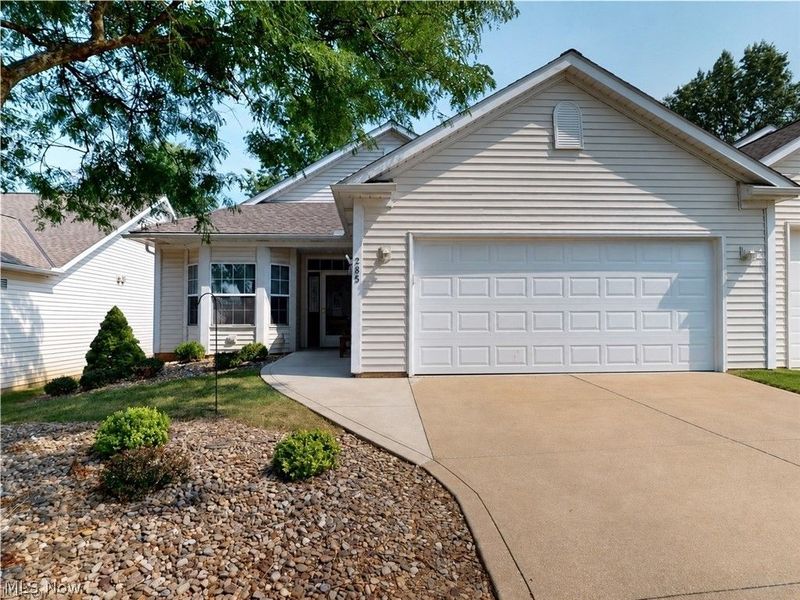 285 Village Drive, Unit 23, Seven Hills, OH 44131 Photo 1