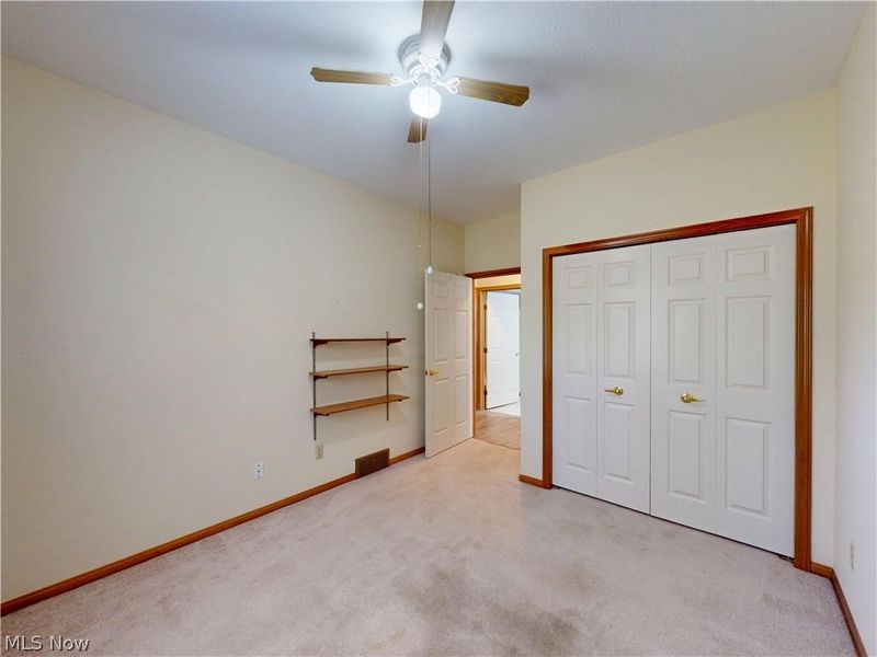 285 Village Drive, Unit 23, Seven Hills, OH 44131 Photo 15