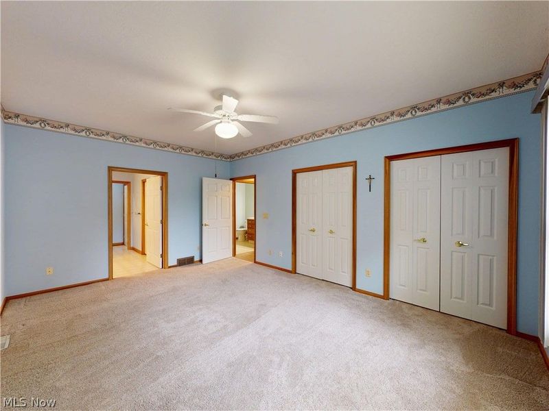285 Village Drive, Unit 23, Seven Hills, OH 44131 Photo 18