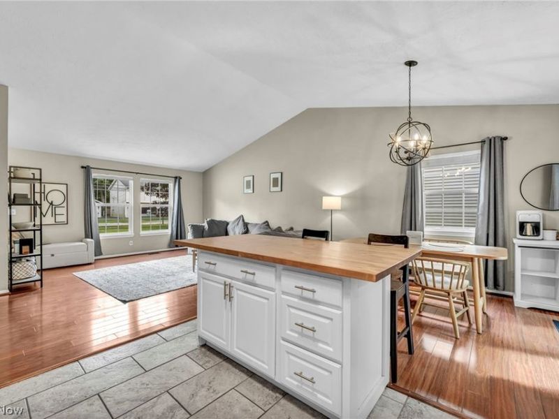 6302 Ridgeview Boulevard, North Ridgeville, OH 44039 Photo 13