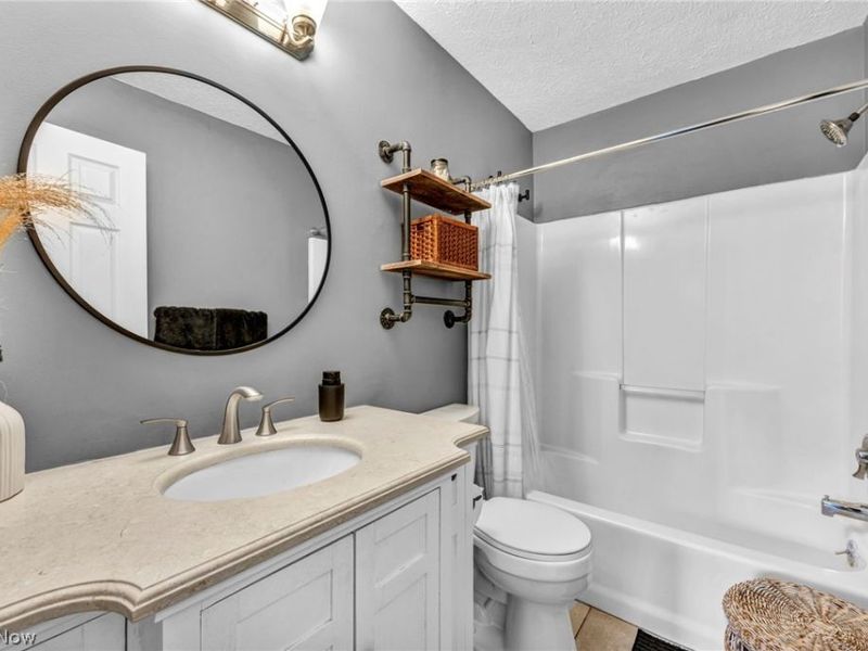 6302 Ridgeview Boulevard, North Ridgeville, OH 44039 Photo 21
