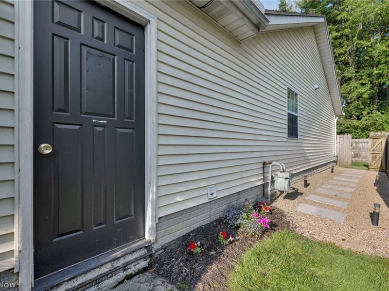 6302 Ridgeview Boulevard, North Ridgeville, OH 44039 Photo 4