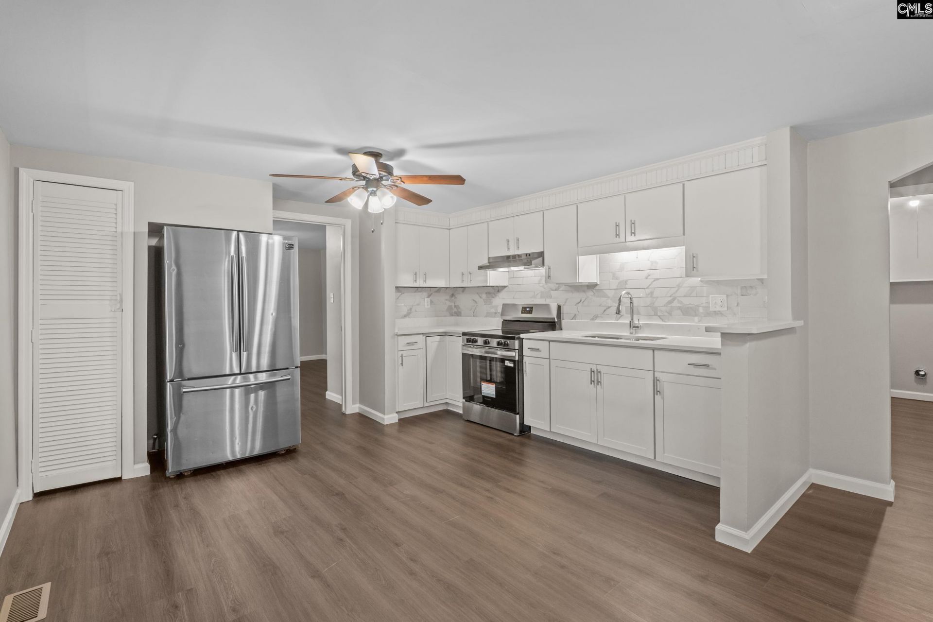 471 Doctor Drive  Photo 11
