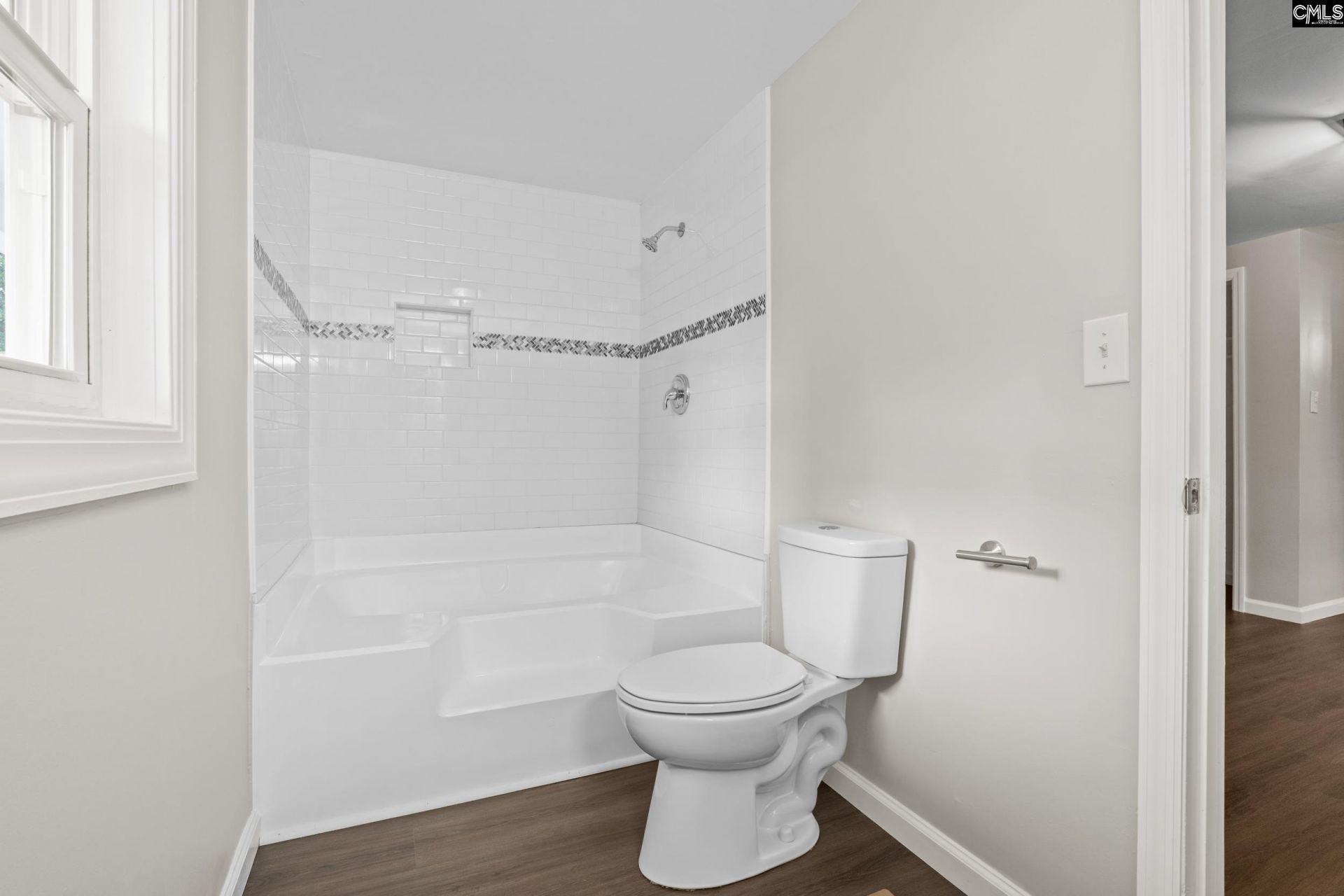 471 Doctor Drive  Photo 19