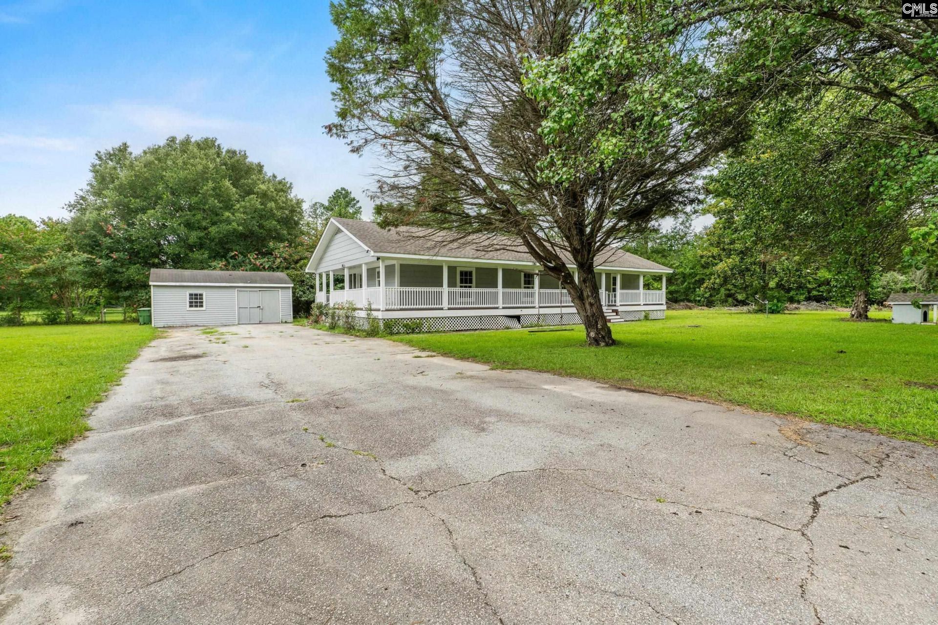 471 Doctor Drive  Photo 4
