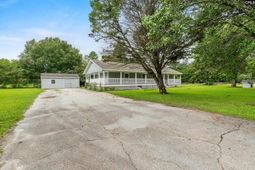 471 Doctor Drive  photo 4