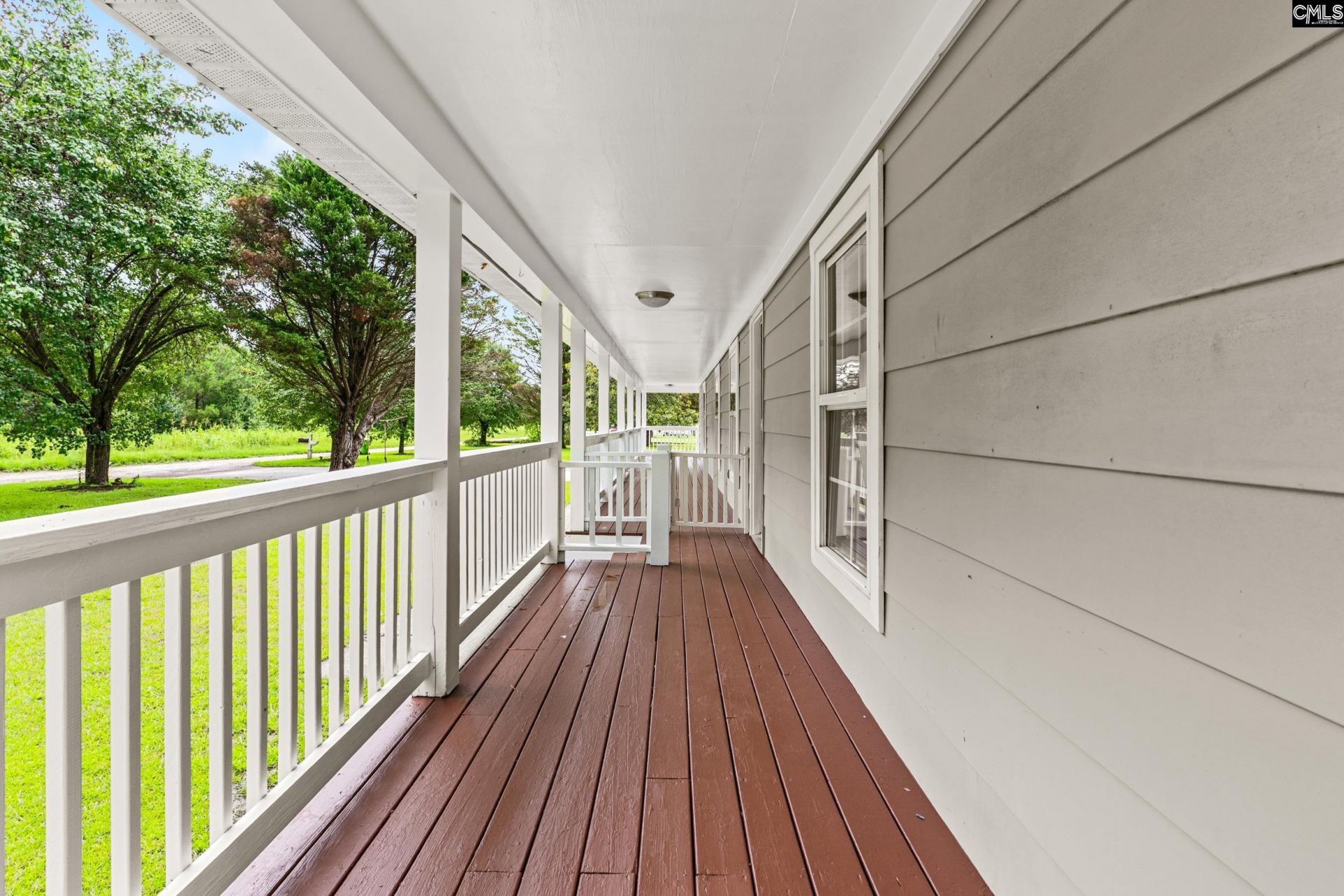 471 Doctor Drive  Photo 6