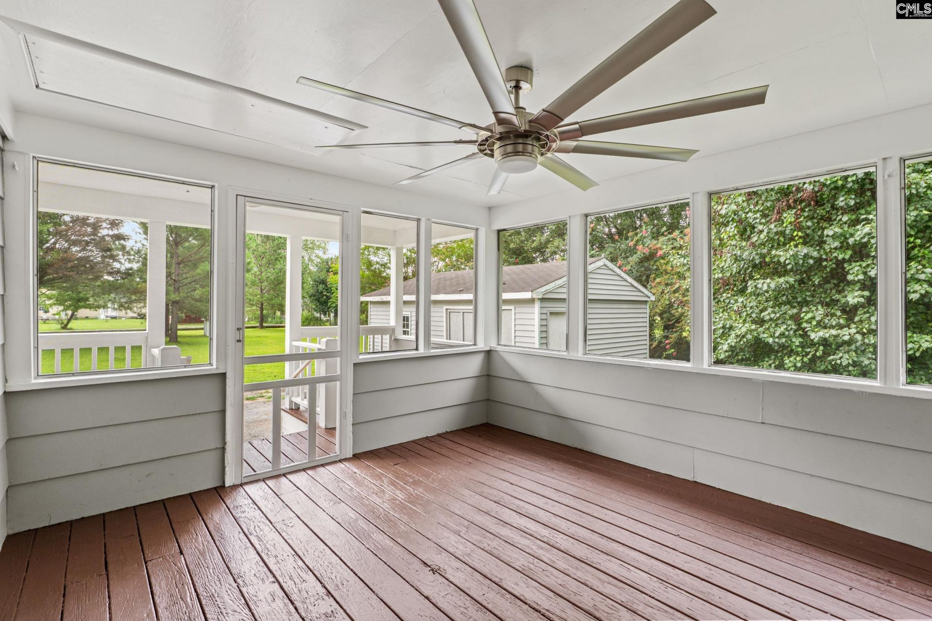 471 Doctor Drive  Photo 7