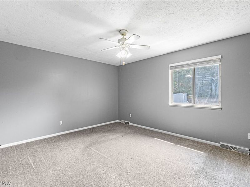 553 Jeanette Street, Brunswick, OH 44212 Photo 16