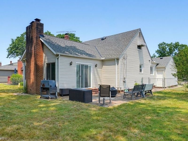 5228 Thornbury Road, Lyndhurst, OH 44124 Photo 23