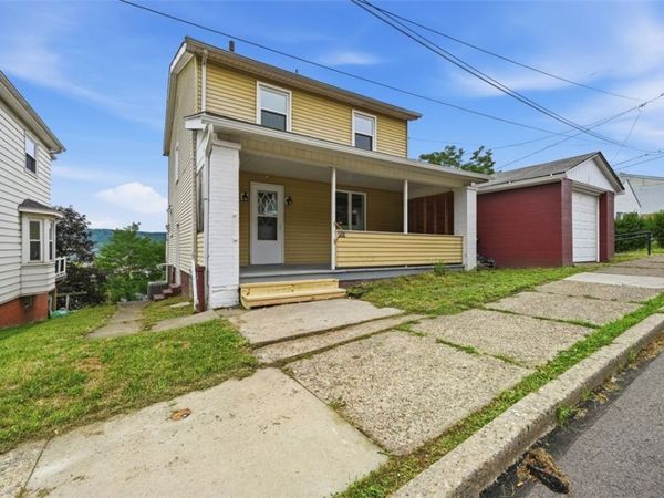 921 Walnut St , Ambridge, PA 15003