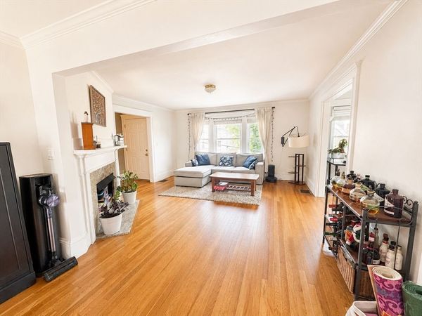 107 Charlesbank Rd, Unit 1, Newton, MA 02158