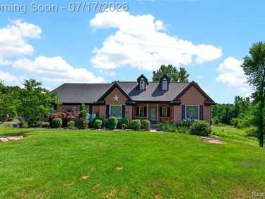 2660 Scenic Meadows Drive, Brandon Twp, MI 48462