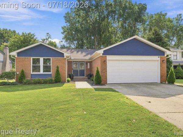 35226 Collingwood Drive, Sterling Heights, MI 48312