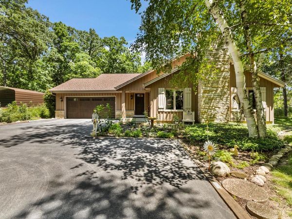 W342S4510 Moraine Hills DRIVE, Dousman, WI 53118