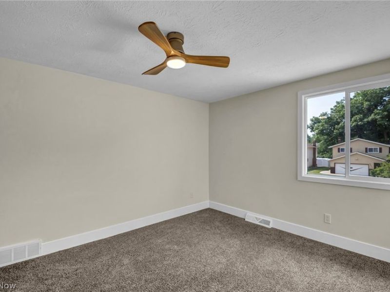 5616 Thoreau Drive, Parma, OH 44129 Photo 23