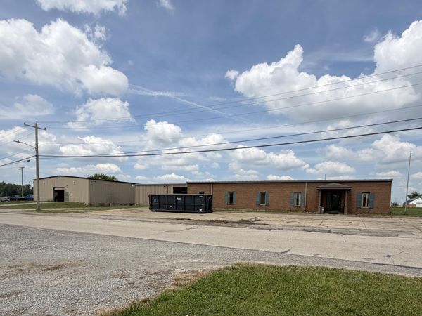 100 Jerry Drive, Jackson Center, OH 45334