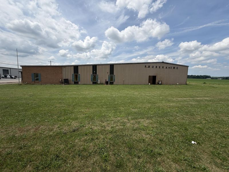 100 Jerry Drive, Jackson Center, OH 45334 Photo 6