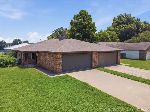 6619 S Utica Place , Tulsa, OK 74136