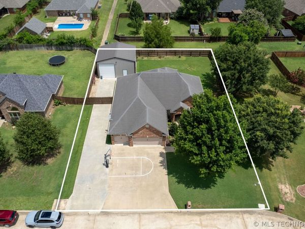 5718 Beretta , Durant, OK 74701