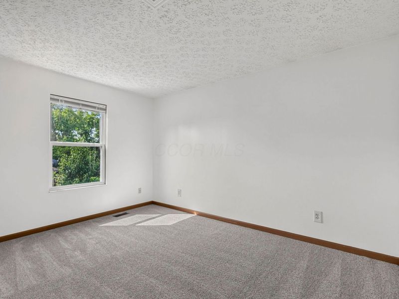 7931 Rodebaugh Road , Reynoldsburg, OH 43068 Photo 16