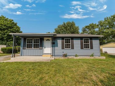 594 Oak Gale Lane , Columbus, OH 43228