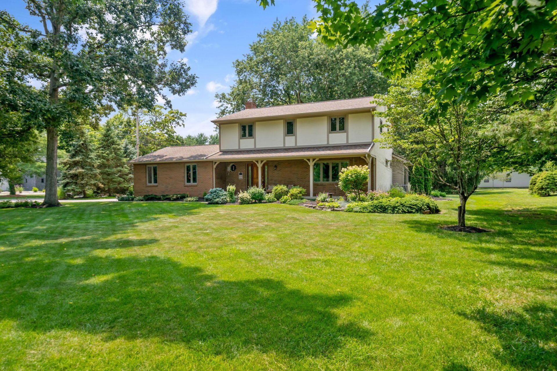 6990 Sunbury Road , Westerville, OH 43082 Main Photo