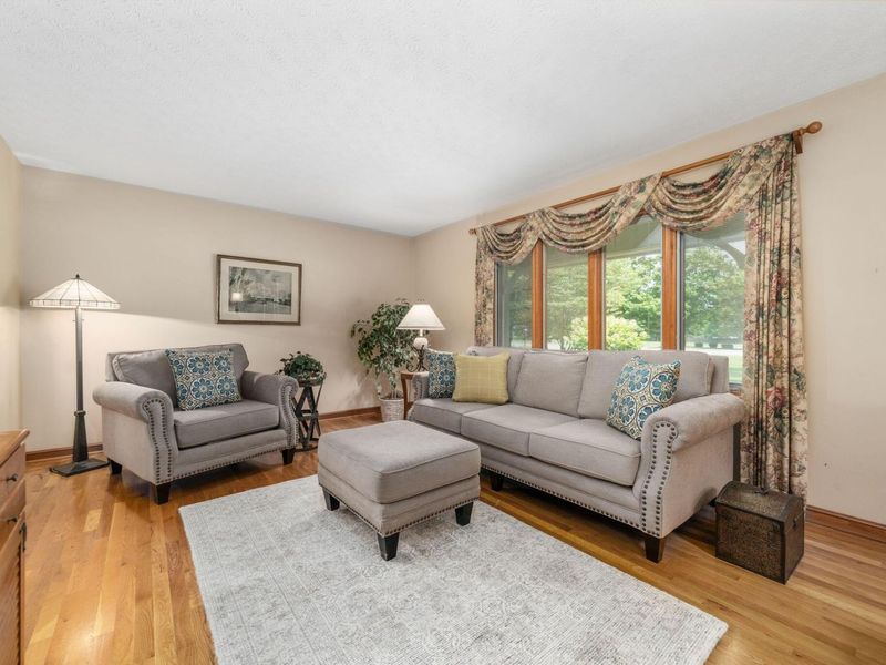 6990 Sunbury Road , Westerville, OH 43082 Photo 14