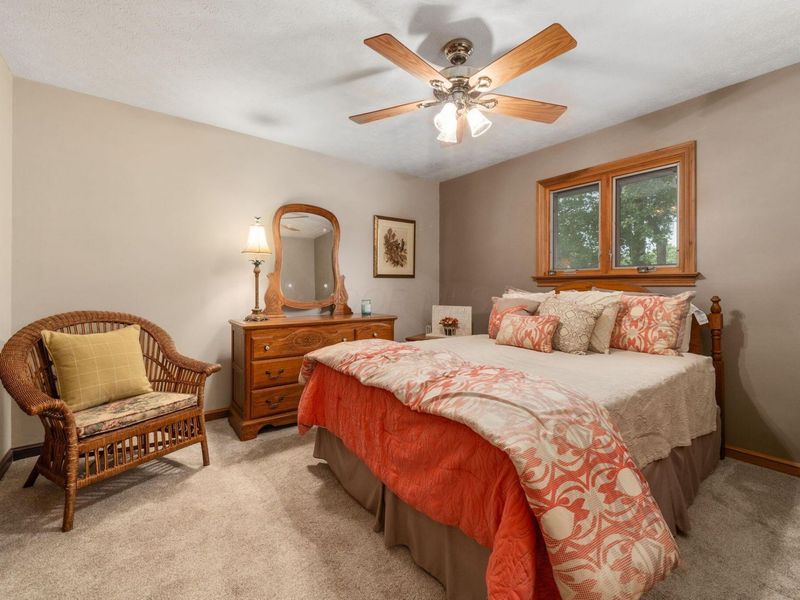 6990 Sunbury Road , Westerville, OH 43082 Photo 19