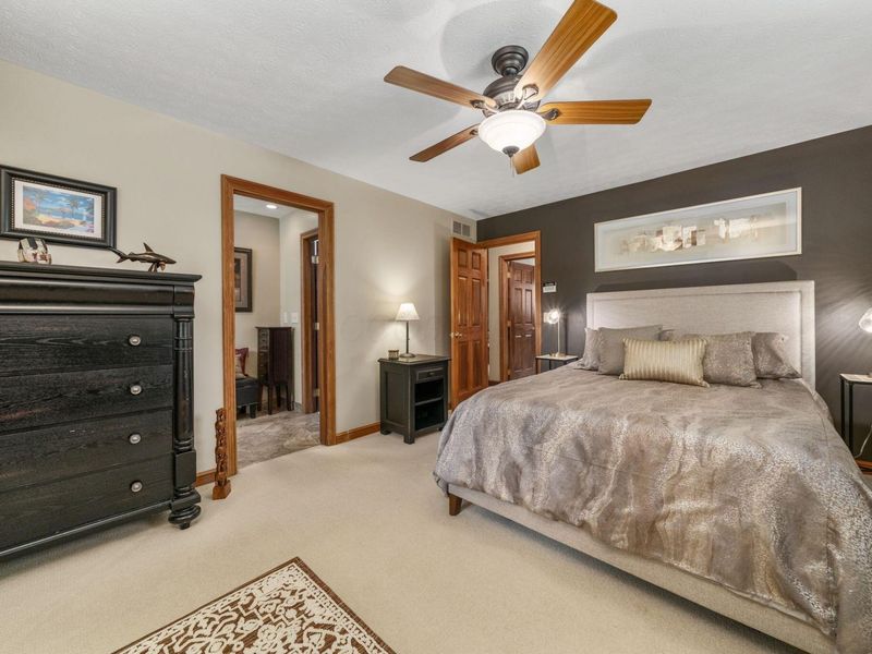 6990 Sunbury Road , Westerville, OH 43082 Photo 24
