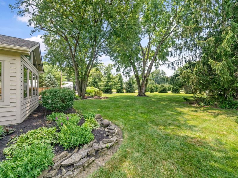 6990 Sunbury Road , Westerville, OH 43082 Photo 34