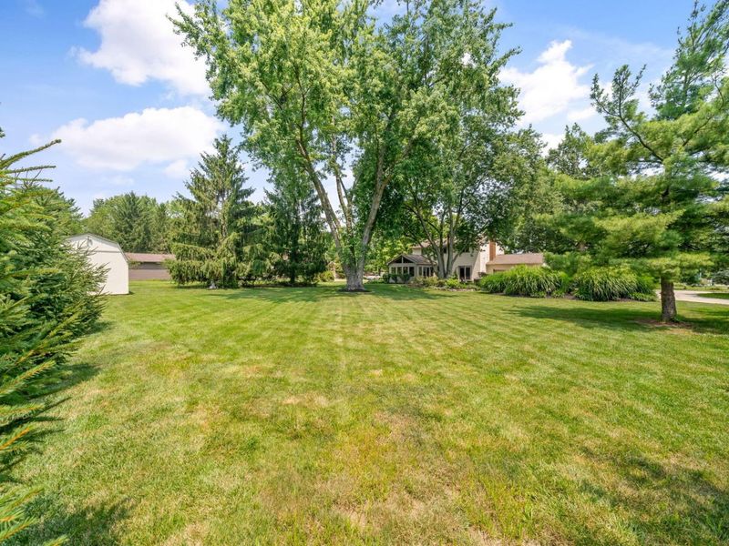 6990 Sunbury Road , Westerville, OH 43082 Photo 37