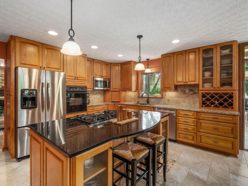 6990 Sunbury Road , Westerville, OH 43082 Photo 7