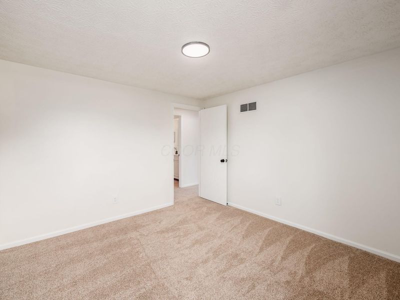 161 Somerset Road , Delaware, OH 43015 Photo 27