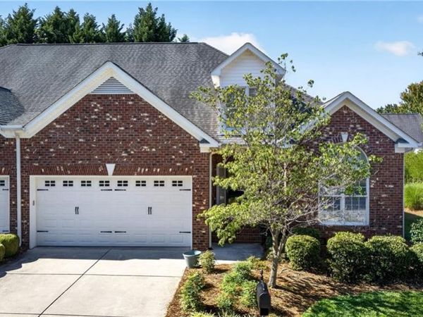 6 Jacobs Way , Greensboro, NC 27455