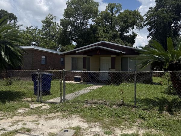 813 E 12th Court , Panama City, FL 32401