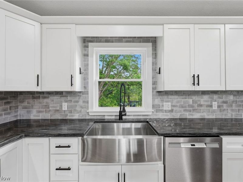 11770 Painesville Warren Road, Concord Township, OH 44077 Photo 7